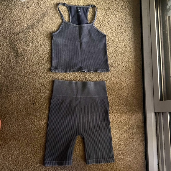 Workout set - Picture 1 of 4